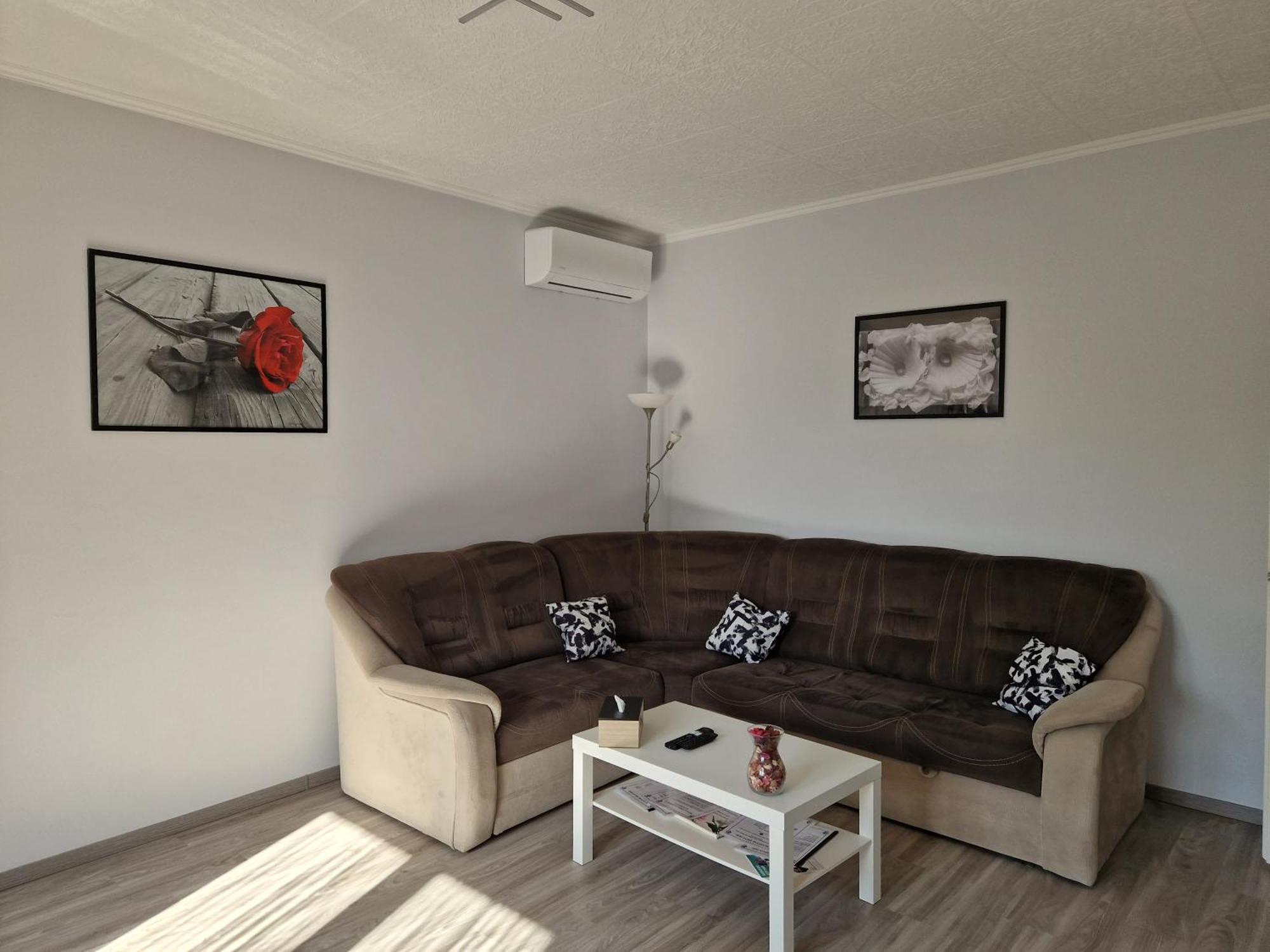 Apartament White House *